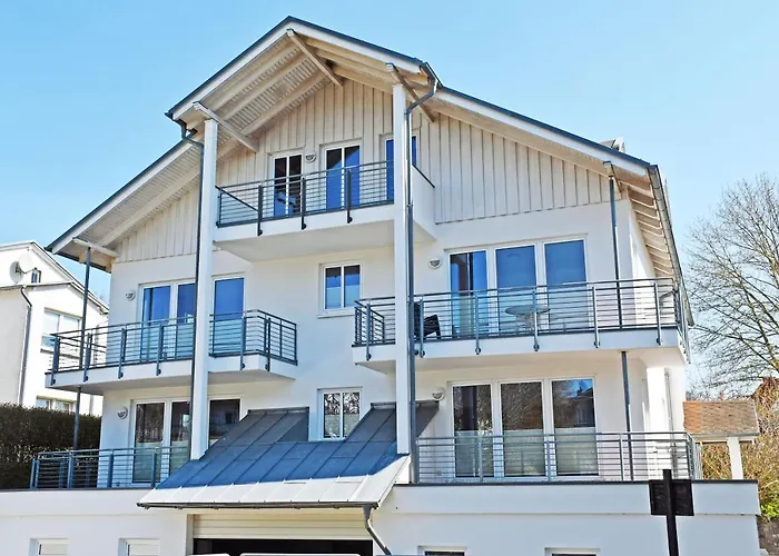 Appartementhaus Mit Balkon Im Ostseebad Hs *
