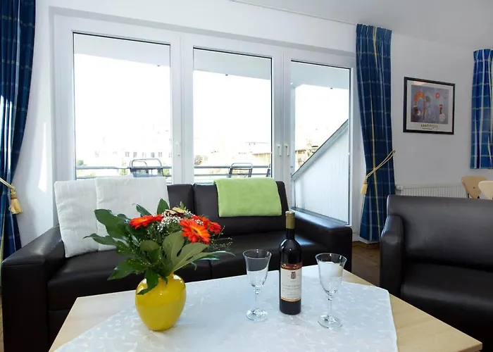 Appartementhaus Mit Balkon Im Ostseebad Hs * 奥斯特巴德·哥伦
